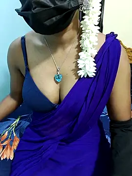 Chennai-couples online show from 12/15/25, 02:43