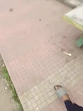 Snapshot of hemcrazy chatting on 12/20/25, 02:07 hemcrazy online show from 12/20/25, 02:07