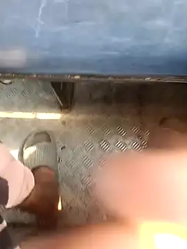 Snapshot of hemcrazy chatting on 01/13/26, 06:08 hemcrazy online show from 01/13/26, 06:08