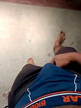 Snapshot of hemcrazy chatting on 02/01/26, 05:06 hemcrazy online show from 02/01/26, 05:06