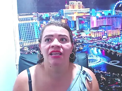 Snapshot of Biigg_xxx chatting on 11/01/25, 01:35 Biigg xxx online show from 11/01/25, 01:35