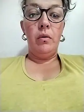 -saraqueen- online show from 11/09/25, 07:34