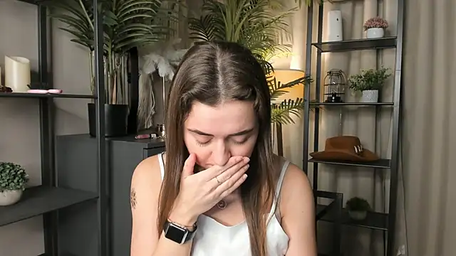 ThelmaJusto online show from 11/07/25, 03:45