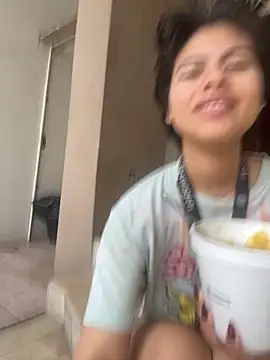 Eva Feller69 online show from 12/21/25, 06:37