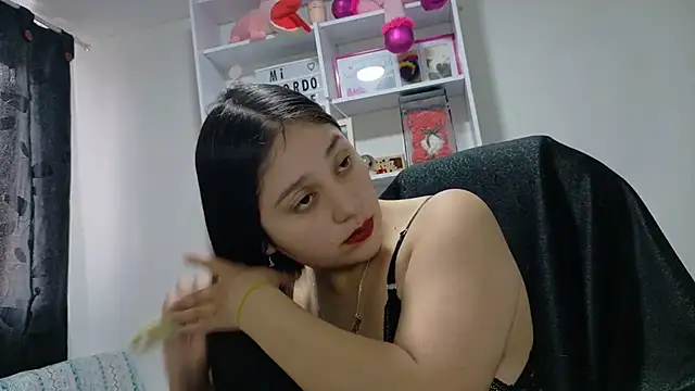 Snapshot of KOREN_JALAA chatting on 06/25/26, 04:33 KOREN JALAA online show from 06/25/26, 04:33
