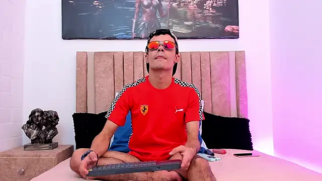 Snapshot of Timothe_Evans chatting on 11/12/25, 07:35 Timothe Evans online show from 11/12/25, 07:35