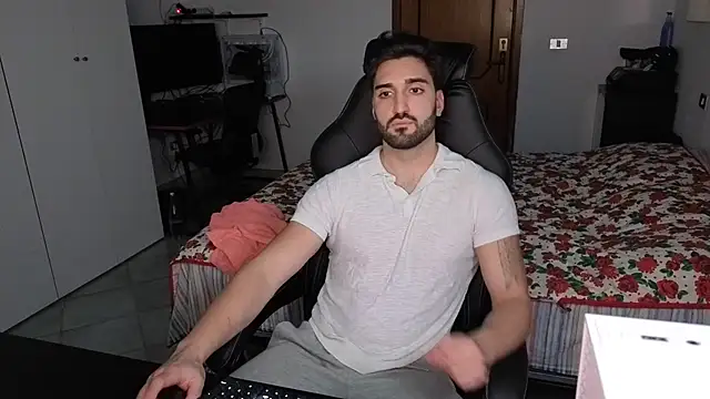 Al3xox02 online show from 02/06/26, 08:45