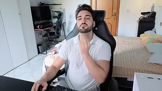 Al3xox02 online show from 02/08/26, 11:57