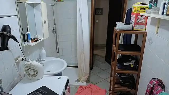 Al3xox02 online show from 02/14/26, 06:48