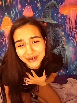 Snapshot of MissHazelnut chatting on 11/27/25, 07:27 MissHazelnut online show from 11/27/25, 07:27