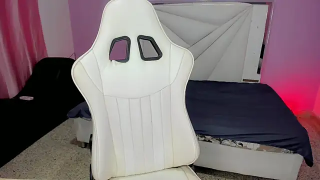 cielooo  online show from 11/14/25, 08:40