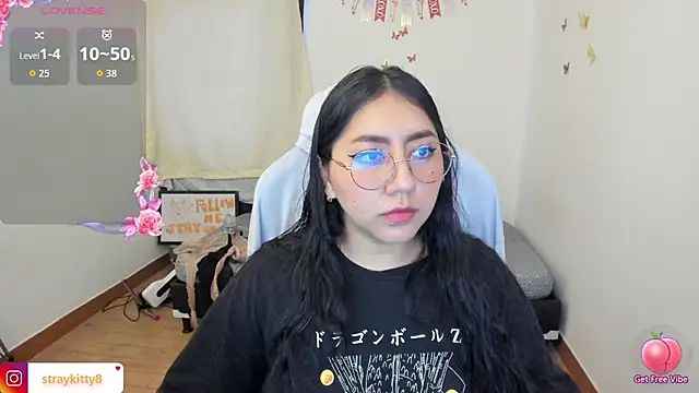 LoveLyy- online show from 11/02/25, 03:36