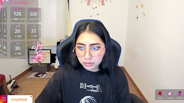 LoveLyy- online show from 04/01/26, 06:27