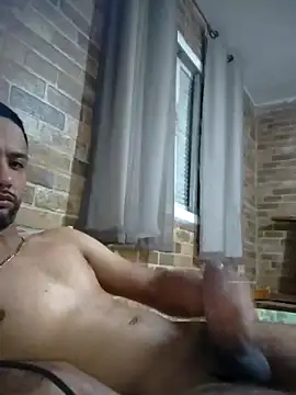 Snapshot of wellpauduro1994 chatting on 10/08/25, 01:47 wellpauduro1994 online show from 10/08/25, 01:47