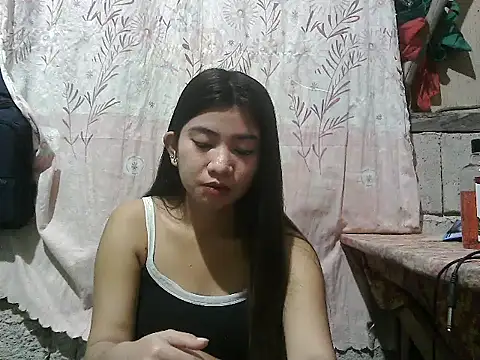 Hot Lina31 online show from 10/15/25, 04:18