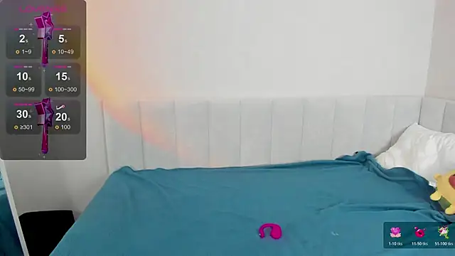 Snapshot of Mili_Milash chatting on 11/23/25, 04:56 Mili Milash online show from 11/23/25, 04:56