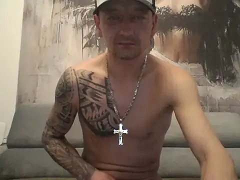 Chiefmarcin1234 online show from 02/08/26, 07:23