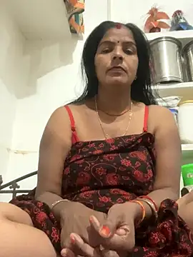 Snapshot of Sapnahot34 chatting on 11/15/25, 05:27 Sapnahot34 online show from 11/15/25, 05:27