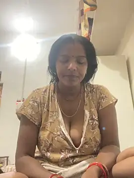 Snapshot of Sapnahot34 chatting on 11/24/25, 07:30 Sapnahot34 online show from 11/24/25, 07:30