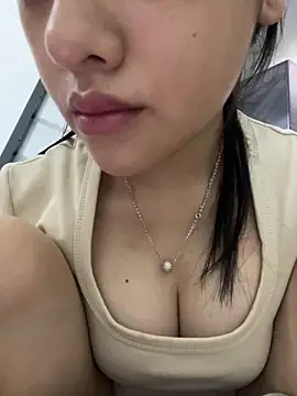 Titlelove online show from 11/01/25, 06:37