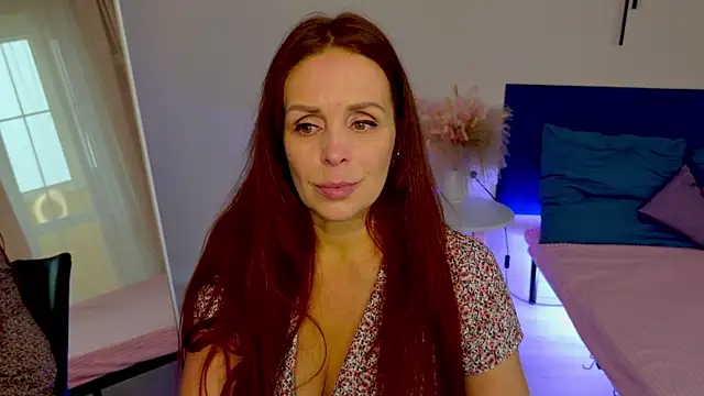 Alexis Lovely online show from 10/21/25, 05:19