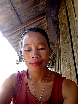 Snapshot of chieu_xinh chatting on 10/11/25, 01:38 chieu xinh online show from 10/11/25, 01:38