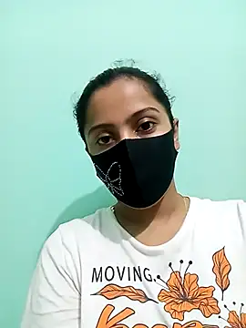 Snapshot of daisy-03 chatting on 10/27/25, 08:02 daisy-03 online show from 10/27/25, 08:02