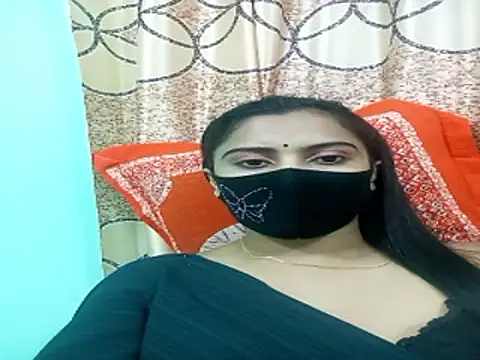 Snapshot of daisy-03 chatting on 11/12/25, 09:14 daisy-03 online show from 11/12/25, 09:14