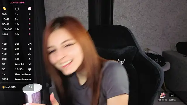 Snapshot of kitti_sweett chatting on 01/12/26, 09:20 kitti sweett online show from 01/12/26, 09:20