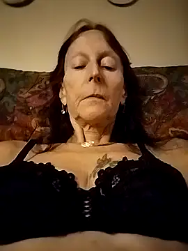 Snapshot of Spicylady1234 chatting on 11/27/25, 01:07 Spicylady1234 online show from 11/27/25, 01:07