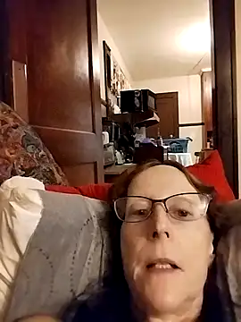 Snapshot of Spicylady1234 chatting on 12/16/25, 02:16 Spicylady1234 online show from 12/16/25, 02:16