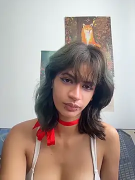 sukulaurens online show from 06/16/26, 04:42