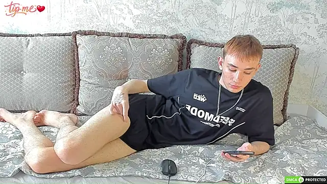 Snapshot of felixcurt69 chatting on 05/14/26, 08:54 felixcurt69 online show from 05/14/26, 08:54