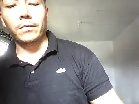 Snapshot of Lucius-08 chatting on 12/01/25, 04:01 Lucius-08 online show from 12/01/25, 04:01