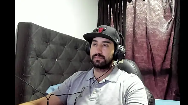 coolfriki online show from 11/15/25, 09:11