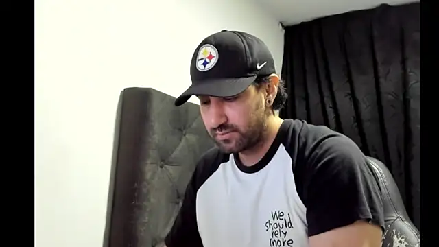 coolfriki online show from 01/08/26, 05:10