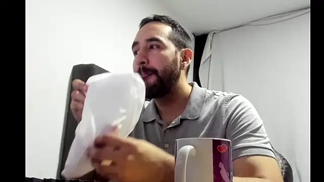 coolfriki online show from 02/12/26, 10:49