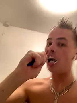 Bigflex1738 online show from 11/04/25, 07:57