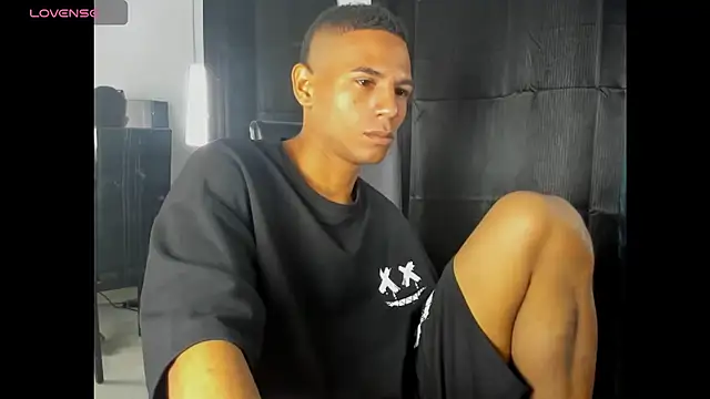Latin Boy420 online show from 10/22/25, 04:24