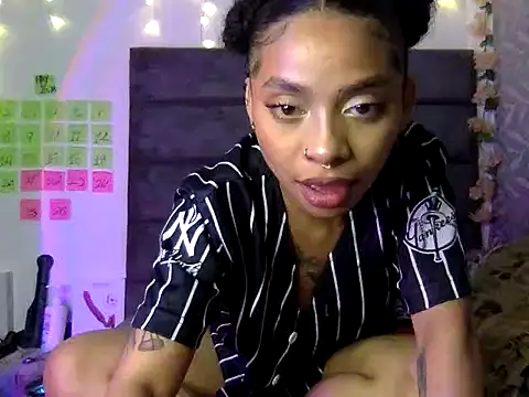 Tina Dance online show from 12/18/25, 07:25