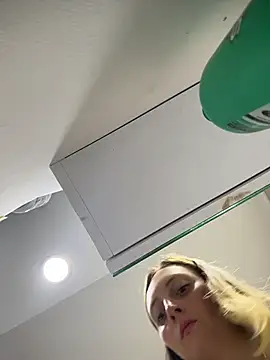 Mia dca online show from 12/02/25, 05:08