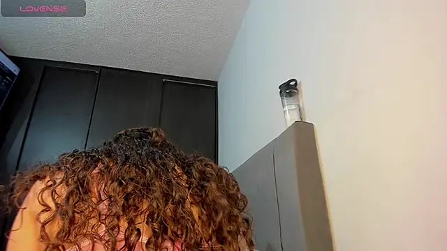 emy collyns online show from 02/10/26, 03:21