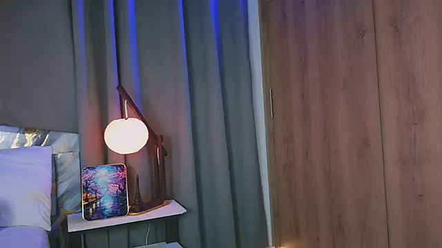 Snapshot of _Bella_Beth_ chatting on 11/02/25, 06:27 Bella Beth online show from 11/02/25, 06:27