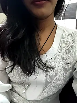 Snapshot of anjali2351 chatting on 11/05/25, 11:27 anjali2351 online show from 11/05/25, 11:27