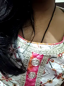 anjali2351 online show from 11/14/25, 05:44