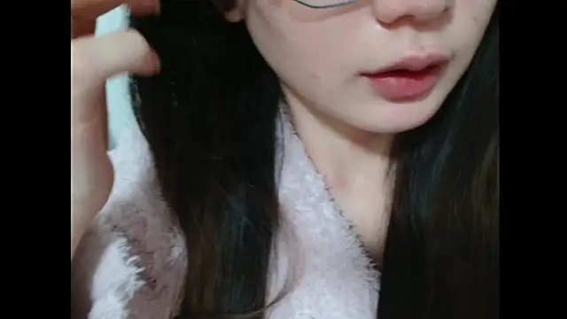 Azusa   online show from 01/12/26, 01:49