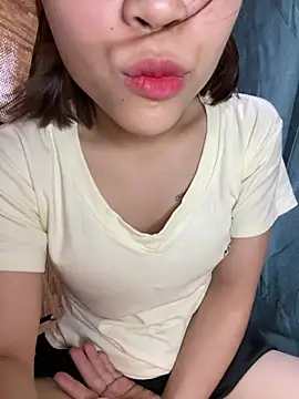 Lyly69699 online show from 03/08/26, 05:22