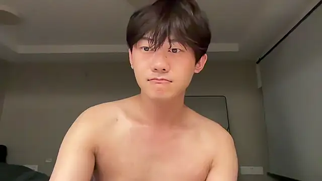 Snapshot of iambennet chatting on 12/20/25, 05:36 iambennet online show from 12/20/25, 05:36