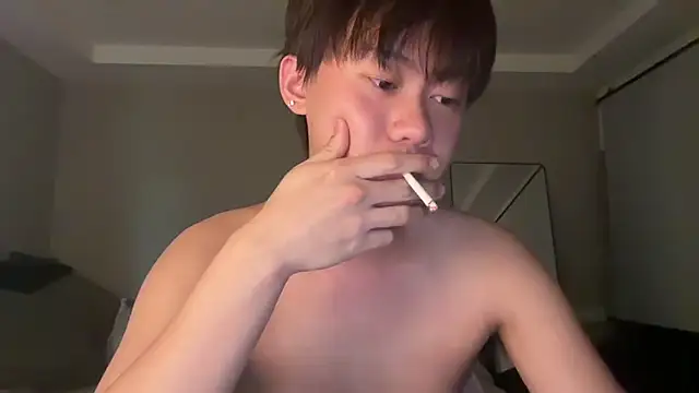 Snapshot of iambennet chatting on 02/23/26, 09:28 iambennet online show from 02/23/26, 09:28