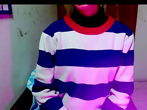 Snapshot of Roiseeee chatting on 02/02/26, 10:03 Roiseeee online show from 02/02/26, 10:03